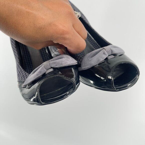 Black MUDD Chunky Heel Vintage Y2K Houndstooth Peep Toe Pumps Size 9 - Picture 10 of 14